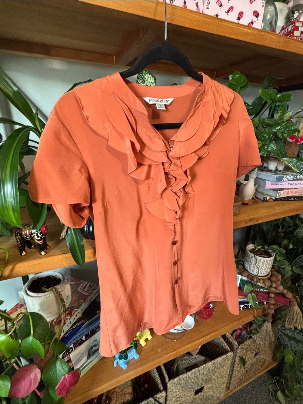 Pendleton 100% Silk Orange Ruffle Front Short-Sleeve Blouse | Size 6 - Picture 3 of 6